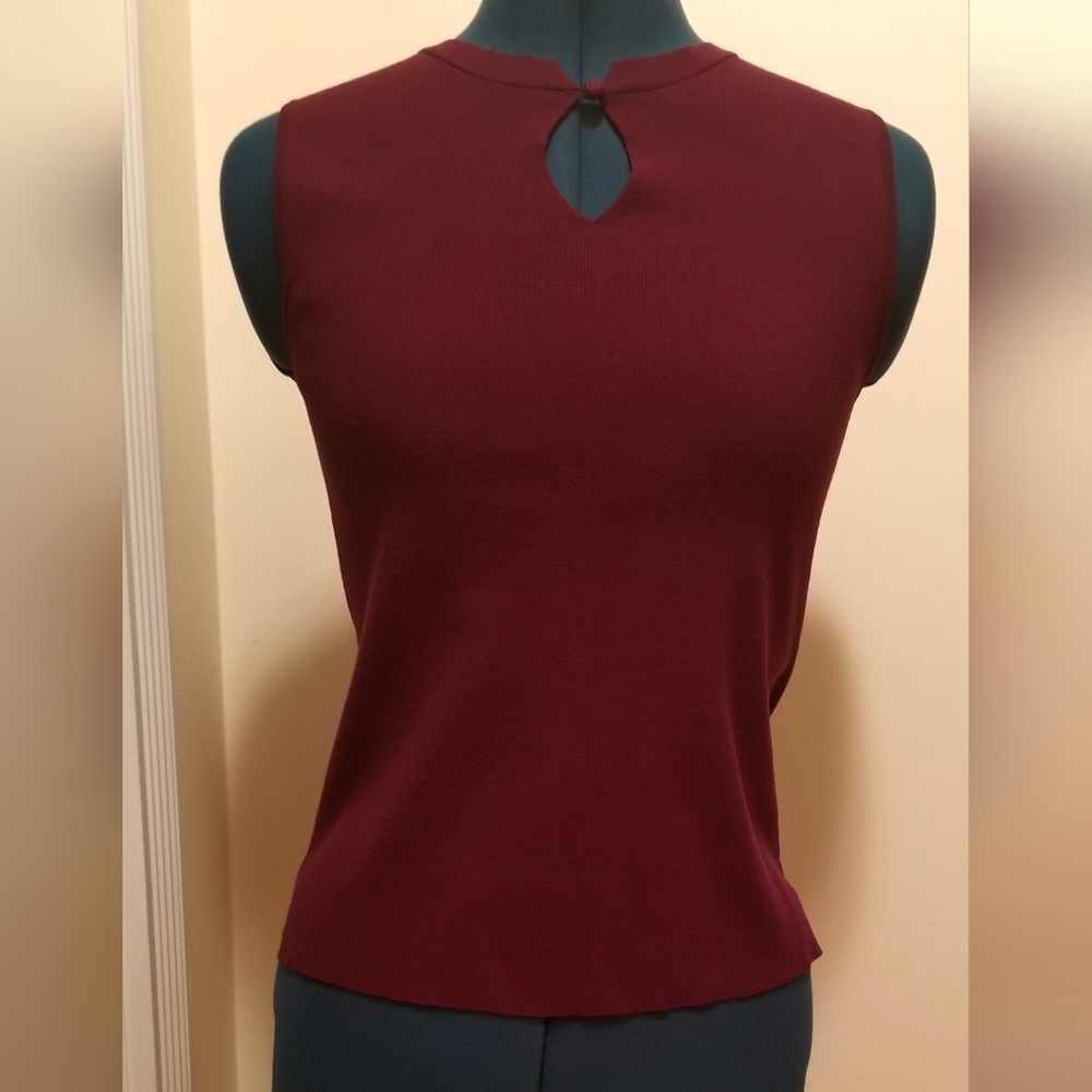 Women's Ann Taylor Loft sleeveless top size small